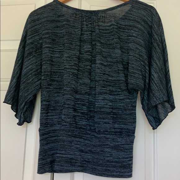 “BCX” Sweater w/ Blk Flower & beads - Picture 4 of 6